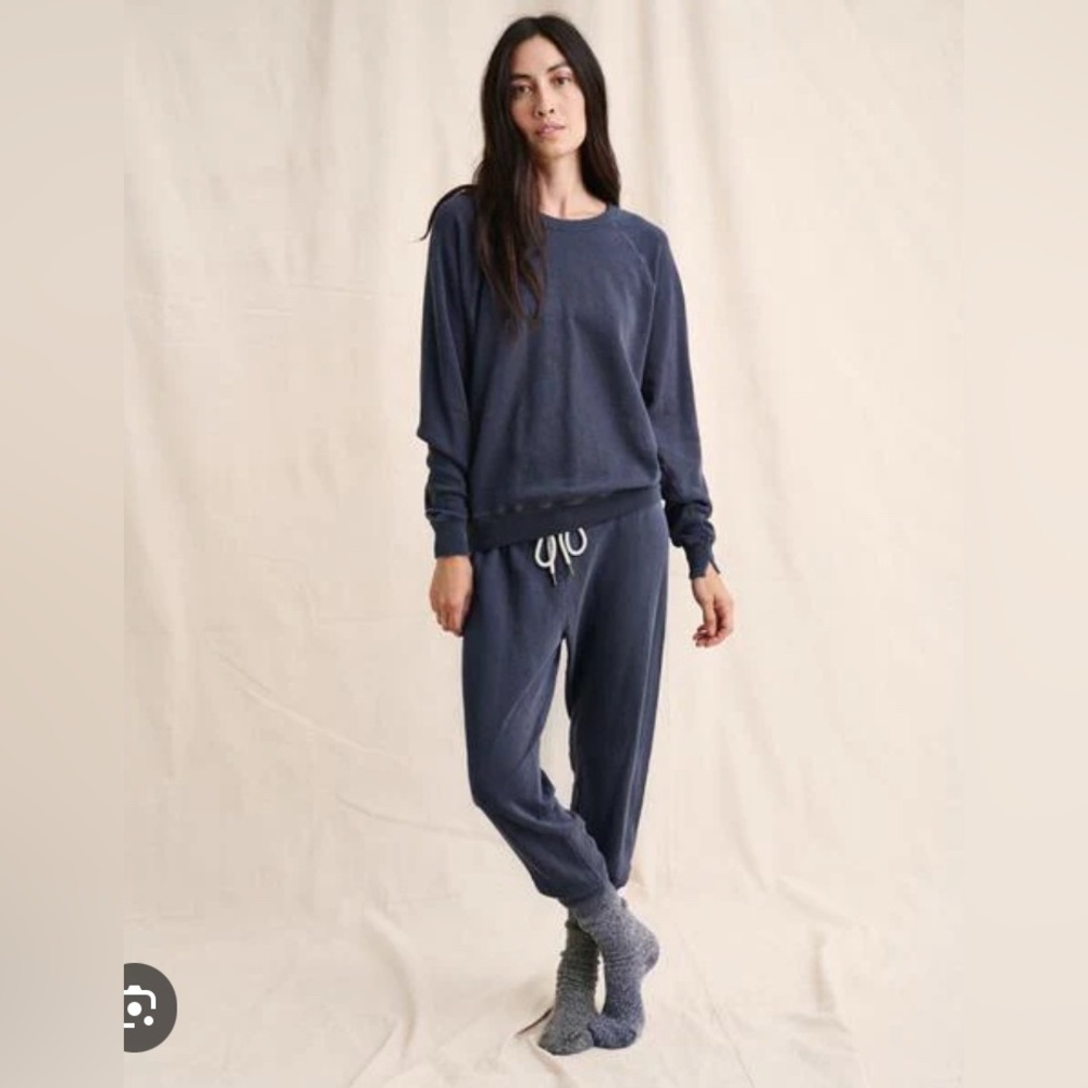 The Great THE CROPPED SWEATPANT.
